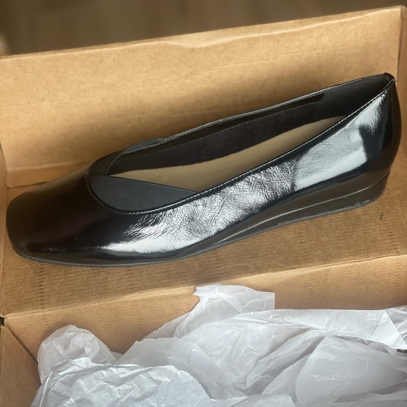 Softwalk Viana Leather Slip-On Womens 11 - Picture 5 of 7